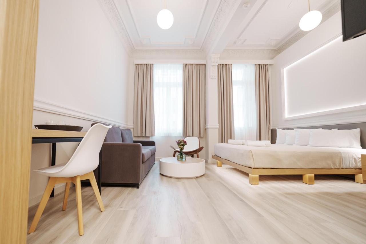 Agora Athens Suites Atenas Exterior foto