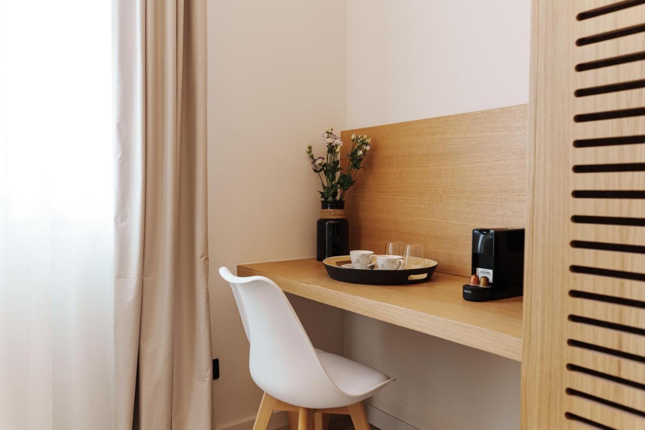 Agora Athens Suites Atenas Exterior foto